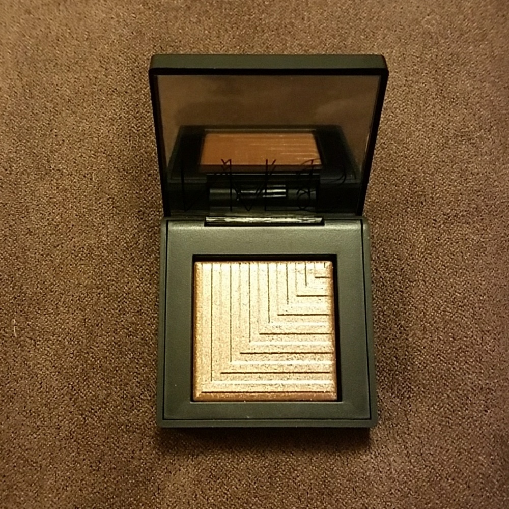 Nars dual-intensity eyshadow